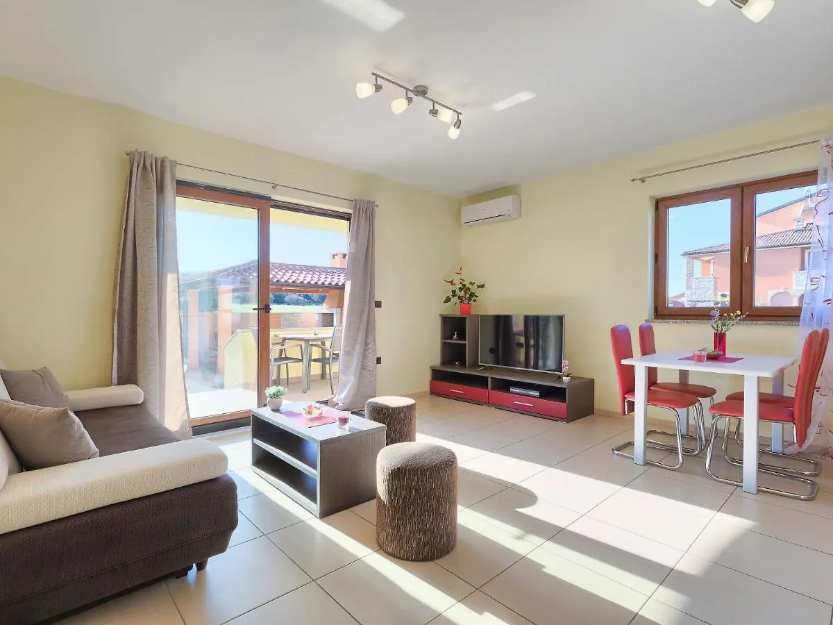 Holiday Home Linden Tree By Interhome Pola 0*,  Croazia