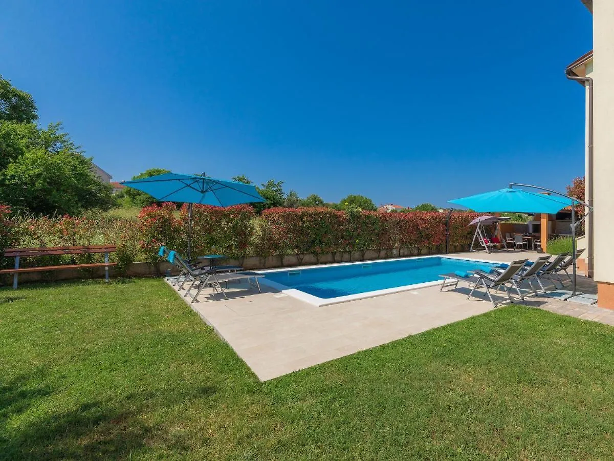 פולה Holiday Home Linden Tree By Interhome