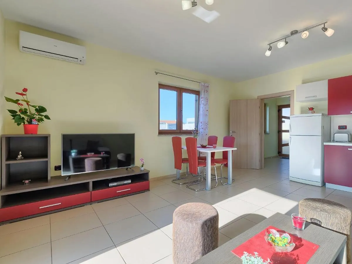 פולה Holiday Home Linden Tree By Interhome